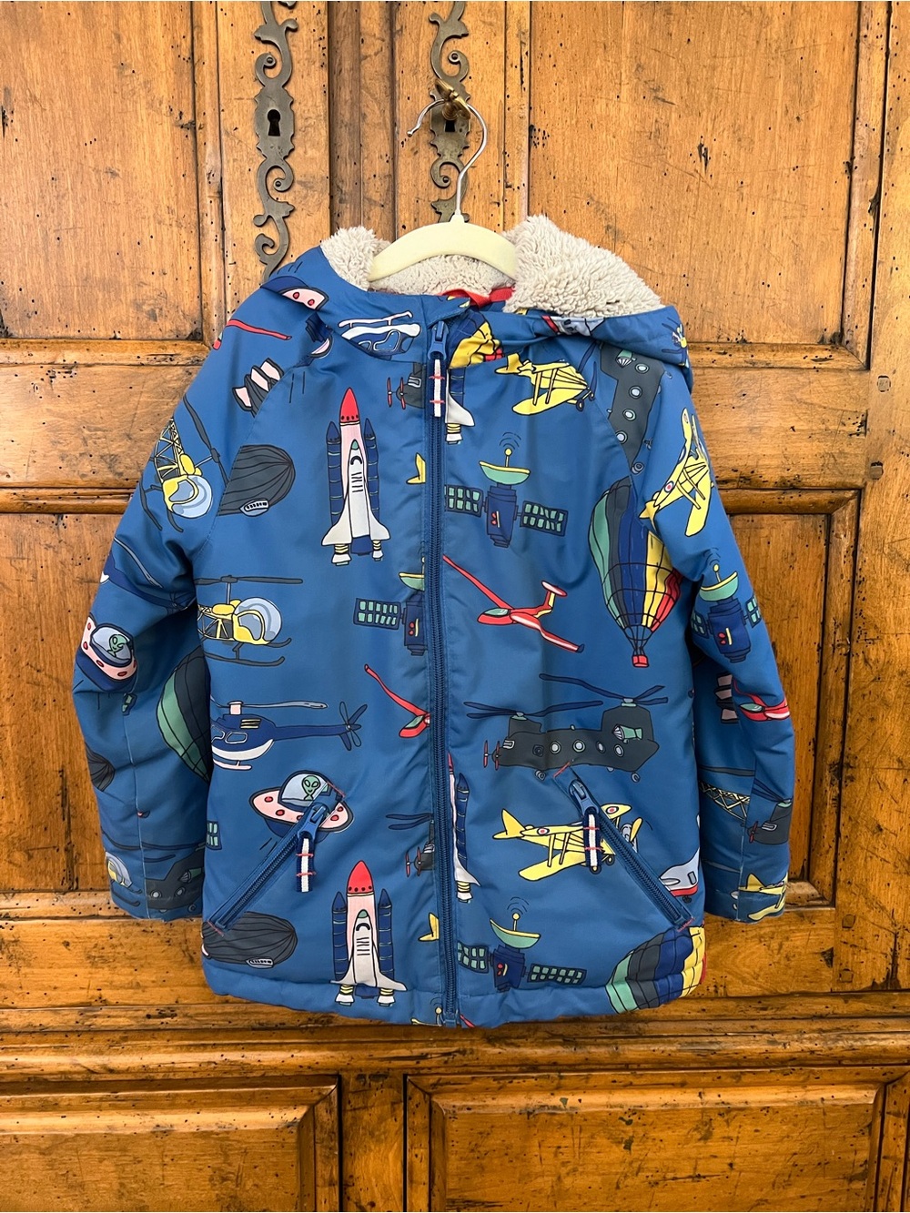 Mini Boden Blue Aviation & Space Print Puffer Jacket with Sherpa Hood 5/6Y